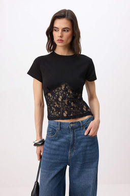 Siyah Duz Fitted Bisiklet Yaka K?sa Dantel Detayl? Crop Pamuk Ribana Orme Bluz TWOSS26BZ00726 - Trendyolmilla фото 2