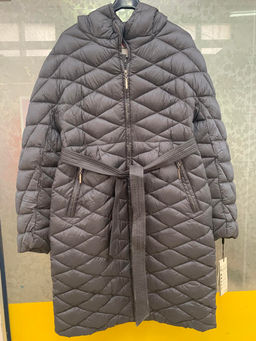 Женская текстильная куртка на искусственном пуху снежная королева