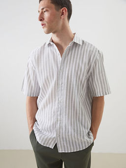 Regular Fit K?sa Kollu ?izgili Erkek G?mlek