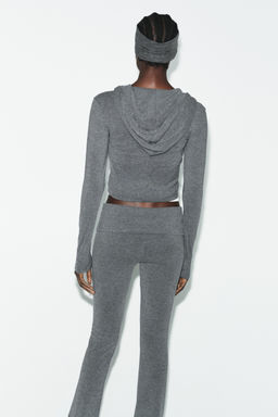 CROPPED SEAMLESS SWEATSHIRT - Zara фото 13