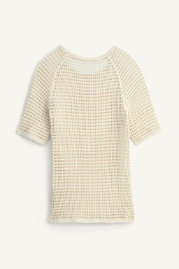 LIMITED EDITION RED TEXTURED T-SHIRT - Zara фото 4