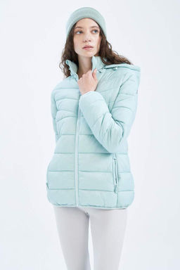 Водоотталкивающая приталенная куртка-пуховик с капюшоном DeFactoFit  фото 5