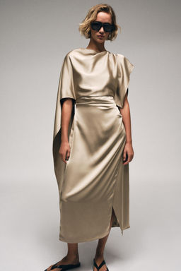 VESTIDO MIDI SATINADO CAPA / Cava