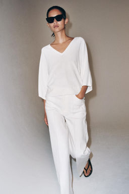 JERSEY PUNTO FLUIDO ESCOTE PICO / Blanco