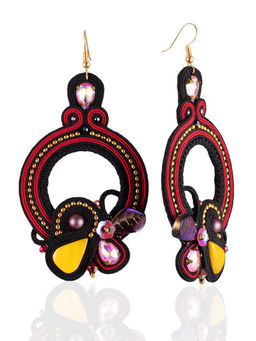 Крупные серьги, украшенные янтарём и кристаллами Индия