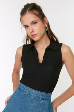 Siyah Fitted/Vucuda Oturan Polo Yaka Crop Esnek Orme Bluz TWOSS22BZ0335