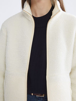 Dik Yaka Kad?n Pel?? H?rka