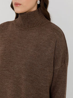 Свитер вязаный оверсайз