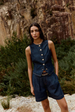 Z1975 DENIM SHORTS WITH DARTS AND BELT - Zara фото 16