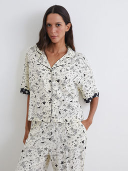 G?mlek Yaka Bask?l? Kad?n Pijama Tak?m