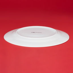 Тарелка новогодняя Доляна «Парк аттракционов», d=25,5 см, фарфор, белая