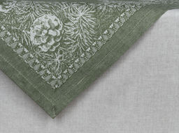 19С229-ШР 45*30 Салфетка "Сосновый бор" цв. 81 рис. 490 зеленый