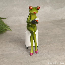 Фигурка Лягушка на чемодане с телефоном 16 см / YX39052 /уп 24/