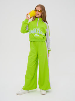 Костюм спортивный