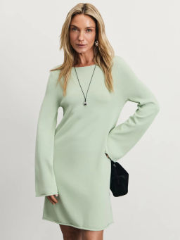 Вязаное мини платье из вискозы с открытой спиной / Zarina