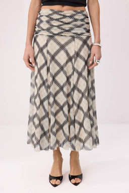 Ekru Maxi Buzgu/Drape Detayl? Boho/Boho Chic Baskl?l? Tul Esnek Orme Etek TWOAW26ET00122