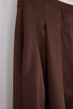 Koyu Kahverengi Poliviskon Dokuma Salvar Pantolon TWOSS26PL00039 - Trendyolmilla фото 6
