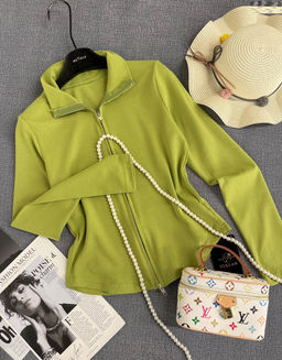 Кофта на молнии