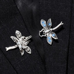 Зажим для кардигана «Стрекоза», синий в чернёном серебре