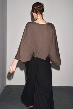 ASYMMETRIC FLOWING CAPE - Zara фото 15