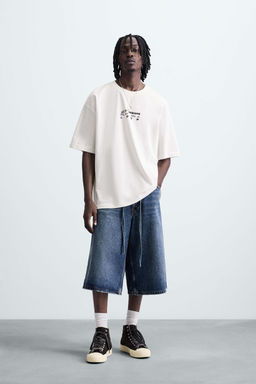 GRAPHIC PRINT T-SHIRT