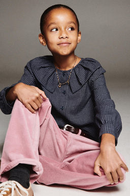 VELVET TROUSERS WITH EMBROIDERED FLOWERS - Zara фото 6