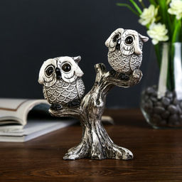 Фигурка полистоун «Два маленьких филина с большими глазами на дереве», 16.5×14.5×6 см