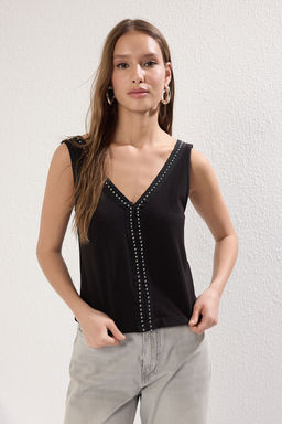 Siyah Fitted/Vucuda Oturan Serit Aksesuar Detayl? Esnek Orme Bluz TWOSS25BZ00223