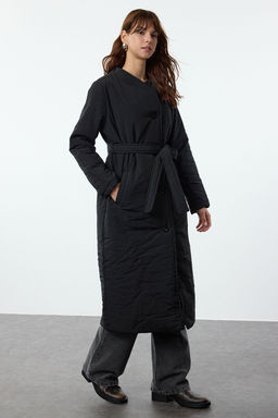 Siyah Oversize Kal?p Kusakl? Su iticili Uzun Kapitone Sisme Mont TWOAW25MO00186