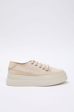 Trendyol Shoes Siyah Kanvas Bagc?kl? Yuksek Taban Kad?n Retro Spor Ayakkab? TAKSS25SN00010