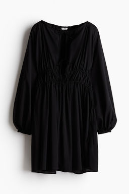 Vestido con cord?n de ajuste