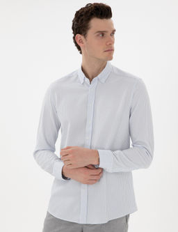 Рубашка Slim Fit светло-голубая с длинным рукавом