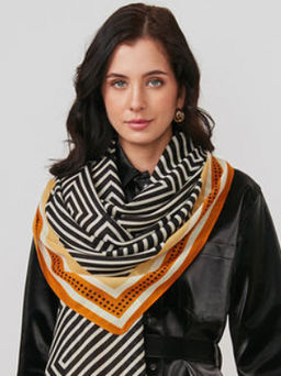 Большой, мягкий, тонкий и очень нежный двусторонний палантин с рисунком