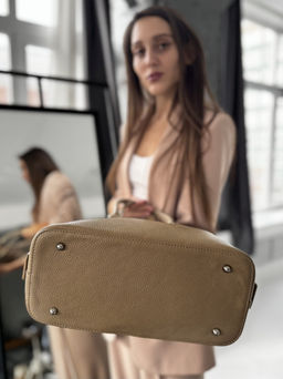 Сумка женская из телячьей кожи