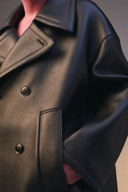 LIMITED EDITION RUBBERISED COAT - Zara фото 5