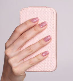 LuxVisage Лак для ногтей GEL finish тон 35 холодный дымчато-розовый 9мл