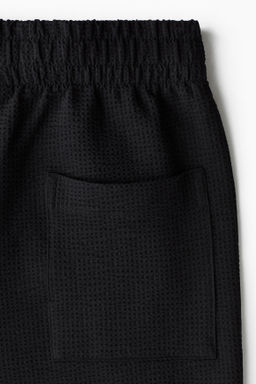 Pantal?n corto gofrado Relaxed Fit - H&m фото 6