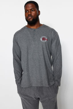 TRENDYOL MAN Fume Regular Fit Orme Buyuk Beden Pijama Tak?m? TMNAW24AI00002 - Trendyolmilla фото 2