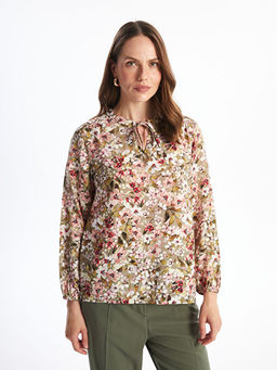 Ba?lamal? Yaka ?i?ekli Uzun Kollu Kad?n Bluz