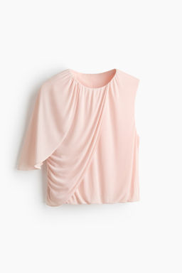 Top cropped con capa decorativa