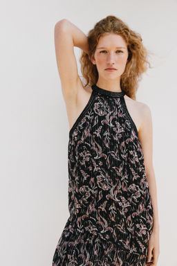TOP HALTER ESTAMPADO LENTEJUELAS HILO METALIZADO / Multicolor
