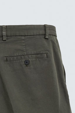 BERMUDA CHINO REGULAR FIT / Khaki