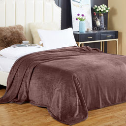 Плед/покрывало 150х200см "Бузина", велсофт" "Luna" гладкокрашенный, полиэстер 100%, софт принт, плотность 200г/м2, упаковка 16х33см, пояс бумажный, "Домашняя мода" (Россия)