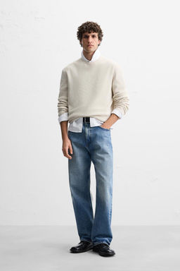 TEXTURED BASIC SWEATER