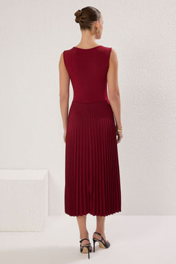 Bordo Piliseli Astarl? Kolsuz Esnek Orme Midi Elbise TWOSS24EL00785