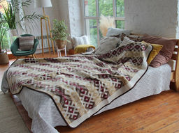 Одеяло п/шерсть 40% 190*205 жаккард цв. бежевый с бордо (Узбекистан)