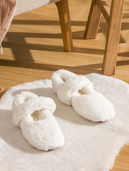 Pel?? Kad?n Ev Ayakkab?s?