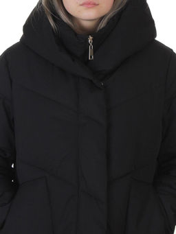 8836 BLACK Пальто зимнее женское (150 гр. холлофайбер)