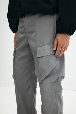 Pantal?n cargo de nailon Relaxed Fit - H&m фото 8
