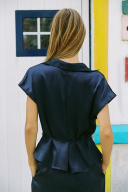 SATIN SHIRT WITH BELT - Zara фото 5